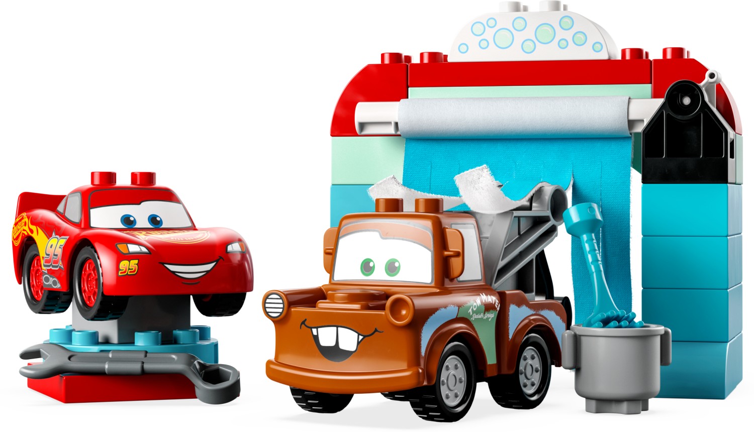 Lightning McQueen und Mater in der Waschanlage